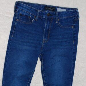 Jegging High Waist 28” Inseam Aeropostale Size 4 reg Dark Blue Jeans EUC